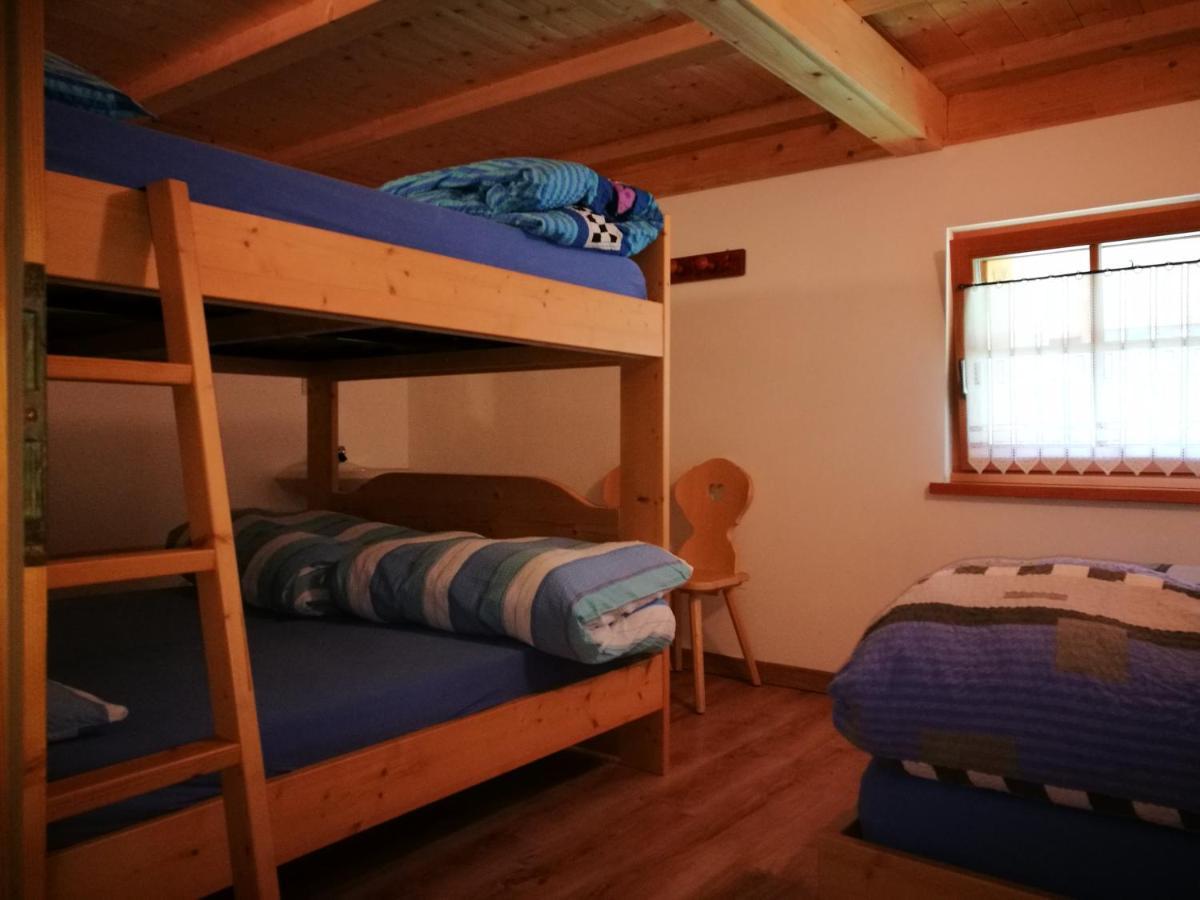 Rifugio Stella Alpina Spiz Piaz Per Escursionisti Hotell Pozza di Fassa Eksteriør bilde